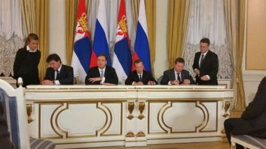 Medvedev čeka Vučića da ga pozove 1