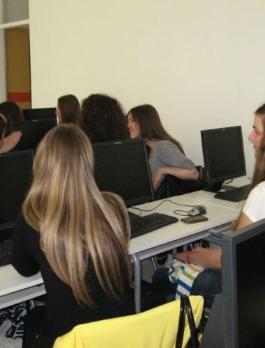 Tehničko i informatika podelili struku 1 Tehničko i informatika podelili struku 1