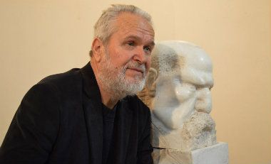 Putnici i duhovnici u rečitosti mermera 1