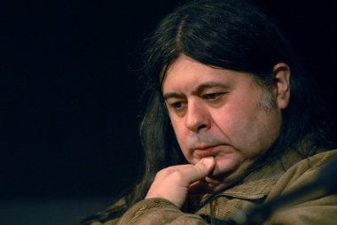 Jedini kriterijum je šta se vođi dopada 1