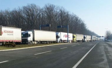 Iz nejasnih propisa profitiraju samo privatne laboratorije 1 Iz nejasnih propisa profitiraju samo privatne laboratorije 1