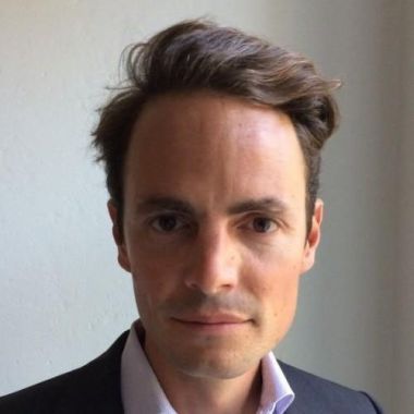 Veslau: Srbija ne može da balansira kao Tito 1