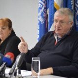 Hag i dalje traži troje radikala 7