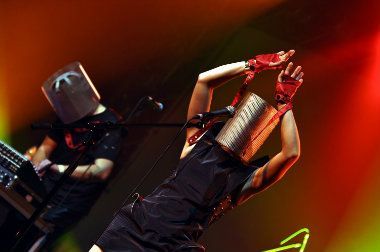 O.U.R. Bar poklanja svirku Nipplepeople 1