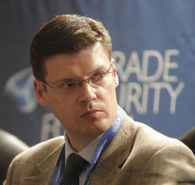 Ker-Lindzi: Razočarava povratak nacionalista u srpski parlament 1