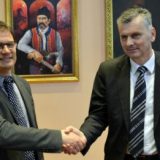 Bliža Ljubljana od Beograda 14