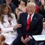 Donald Tramp obećao da će promeniti imidž 2