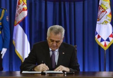 Vučić: Imamo većinu, ali daleko je vlada 1