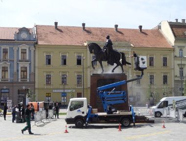 Novi sjaj kralju Petru 1