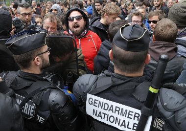 Francuska: Zakon o radu između ulice i parlamenta (2) 1