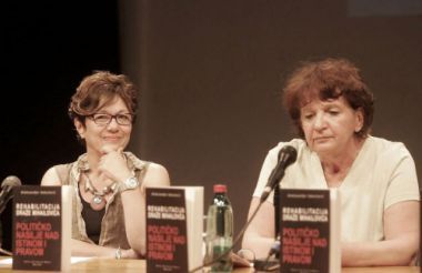 Prošlost je postala neizvesnija od budućnosti 1