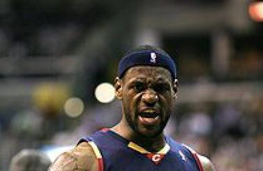 Lebronu milijarda od "Najka" 1