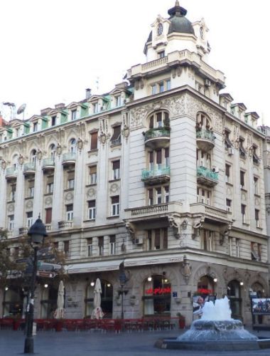 Grad Beograd protiv bašti u Knez Mihailovoj 1