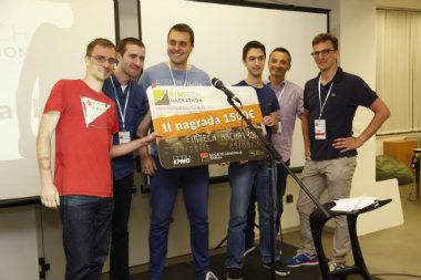 Međunarodni tim Zapon pobednici prvog Fintech hakatona u Srbiji 1