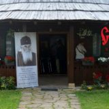 Loznica kod Čačka: Tragom oca Justina 9