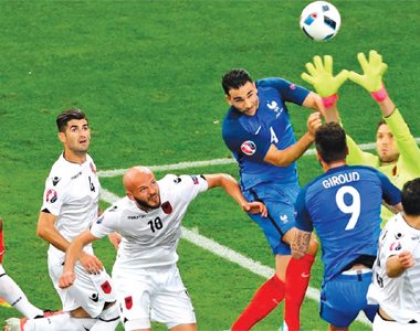 Domaćinska igra živaca 1