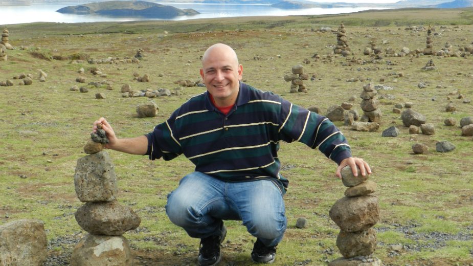 Čovek koji je obišao sve države sveta 1