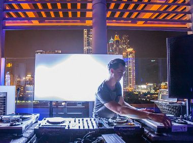 Duh Dubaija u Faveli 1