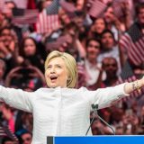 Spomenik Hilari Klinton otkriven u Albaniji 6