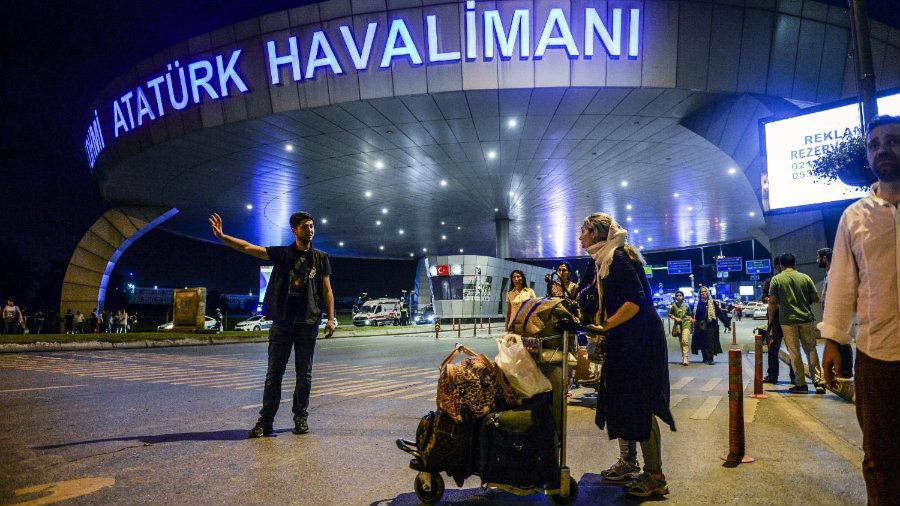 Iza napada u Istanbulu najverovatnije stoji Islamska država 3