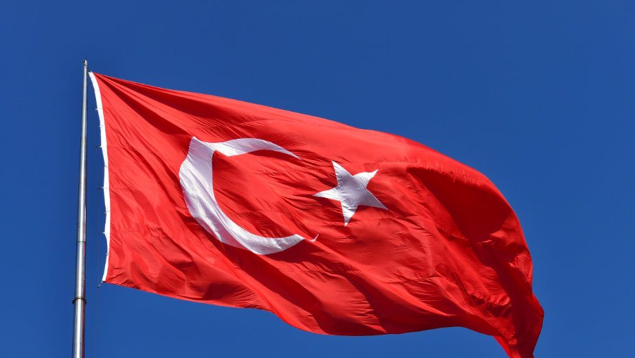 Dva turska vojnika poginula u padu helikoptera u Siriji 1