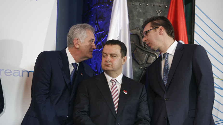 Bez Vučića, Dačić pobeđuje Nikolića 1