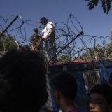 Vlast tvrdi da ne deportuje izbeglice 10