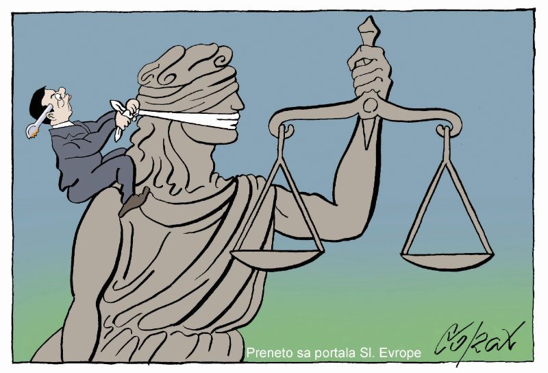 Corax 12