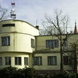 Savetnici umalo zatrpani 7