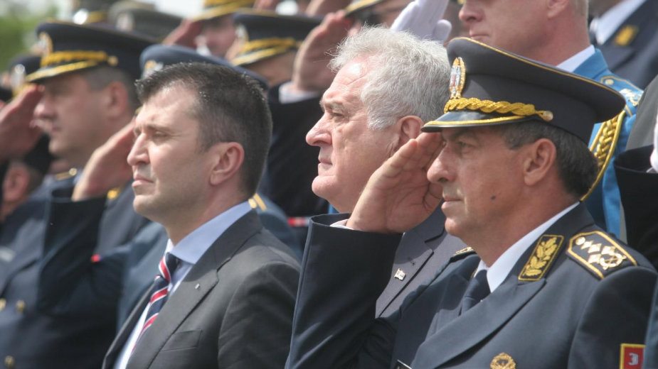 Nikolić: Saradnjom promovišemo vojsku 1