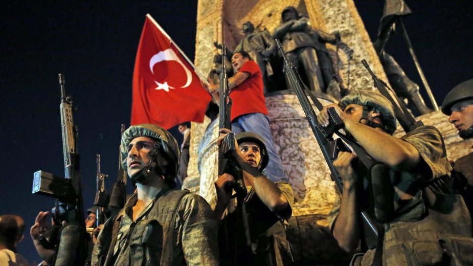 Neuspeh državnog udara u Turskoj, poginulo 265 ljudi 1