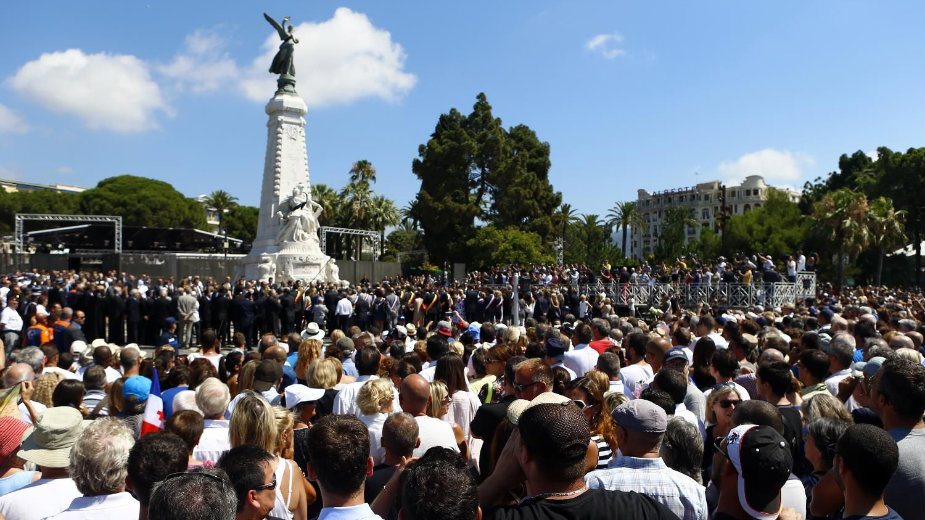 Minut ćutanja za žrtve u Nici 1
