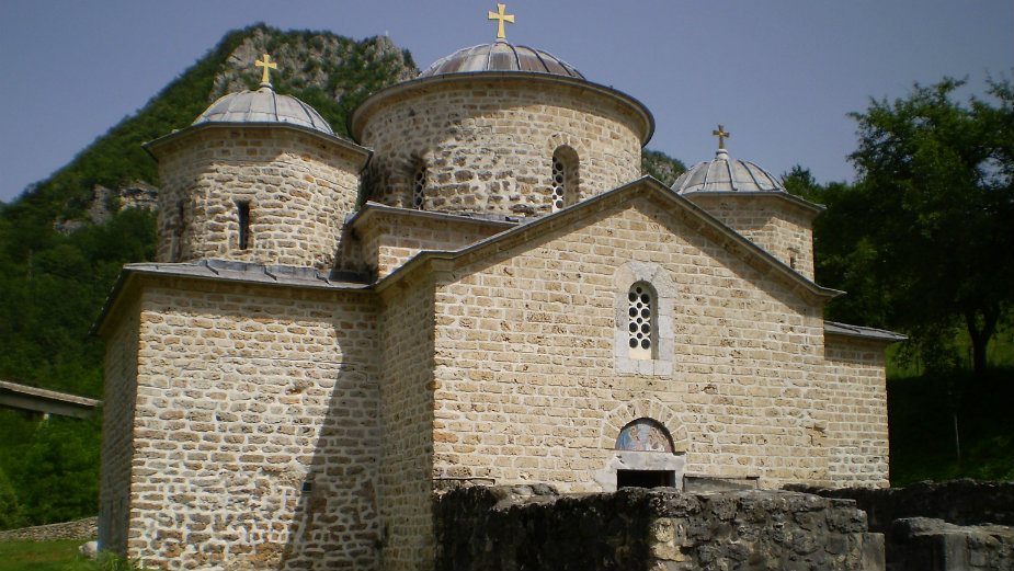 Manastir Davidovica: Na izvoru lekovite vode 1 Manastir Davidovica: Na izvoru lekovite vode 1