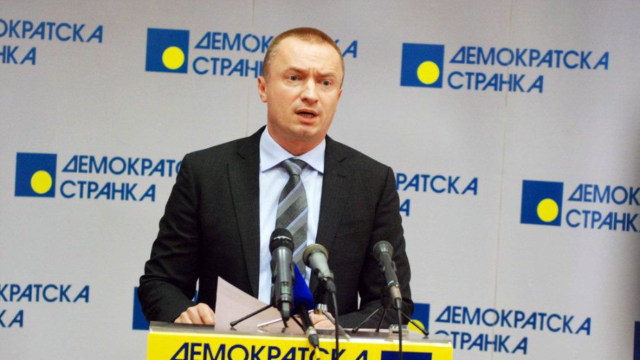 Davljenik se za pogrešnu slamku hvata 1