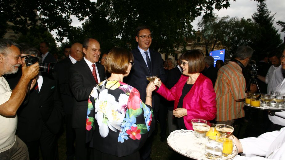 Moro: Podrška Srbiji 2