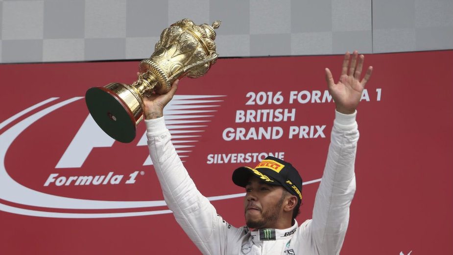 Hamilton prvi favorit 1