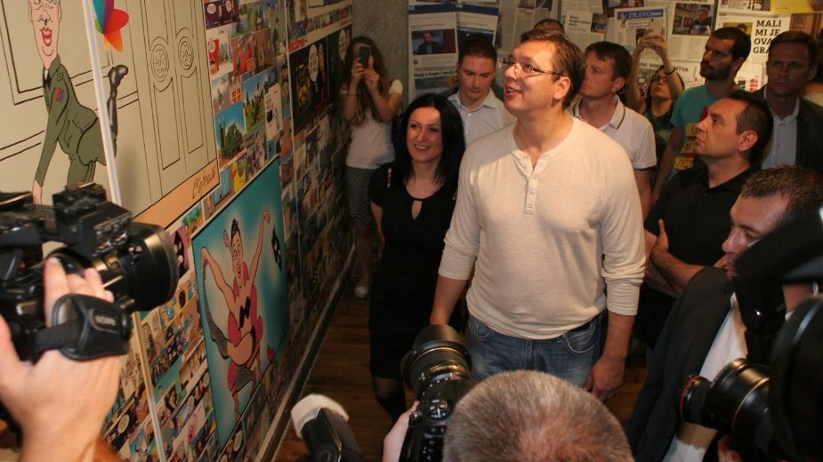 Autor stigao na izložbu 1 Autor stigao na izložbu 1