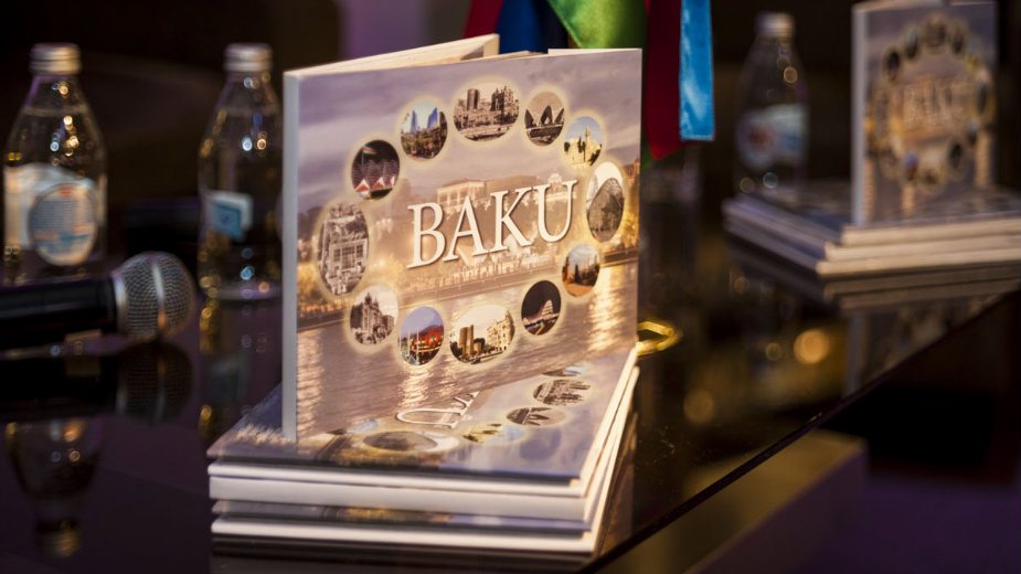 Na razmeđi Istoka i Zapada 1