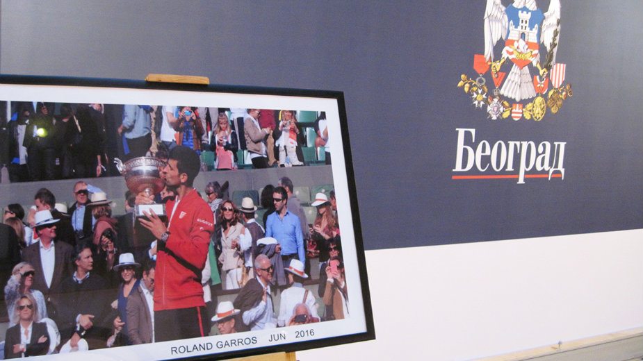 Izložba fotografija u čast Novaku Đokoviću 1