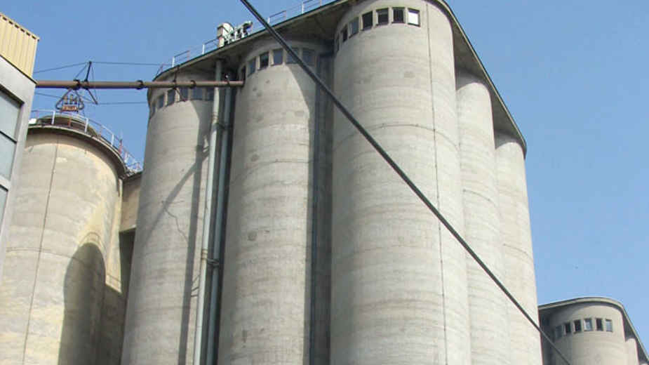 Trgovački lobi kroji sudbinu paora 1