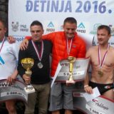 Aleksić najbolji u skokovima sa mosta u Đetinju 8