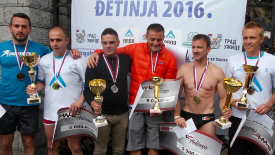 Aleksić najbolji u skokovima sa mosta u Đetinju 1