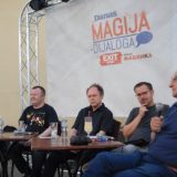 Rosić: Pobedu Bregzitu su doneli tabloidi 12