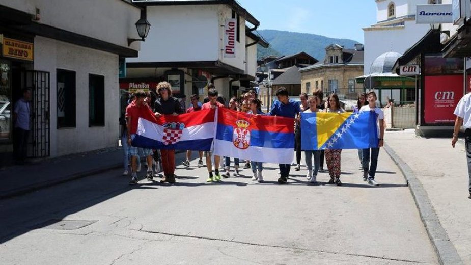 Vraćaju nas u torove jer se boje našeg zajedništva 1