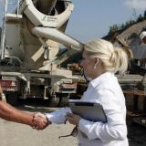 Mihajlović u kontroli, Koridor 11 kasni 10