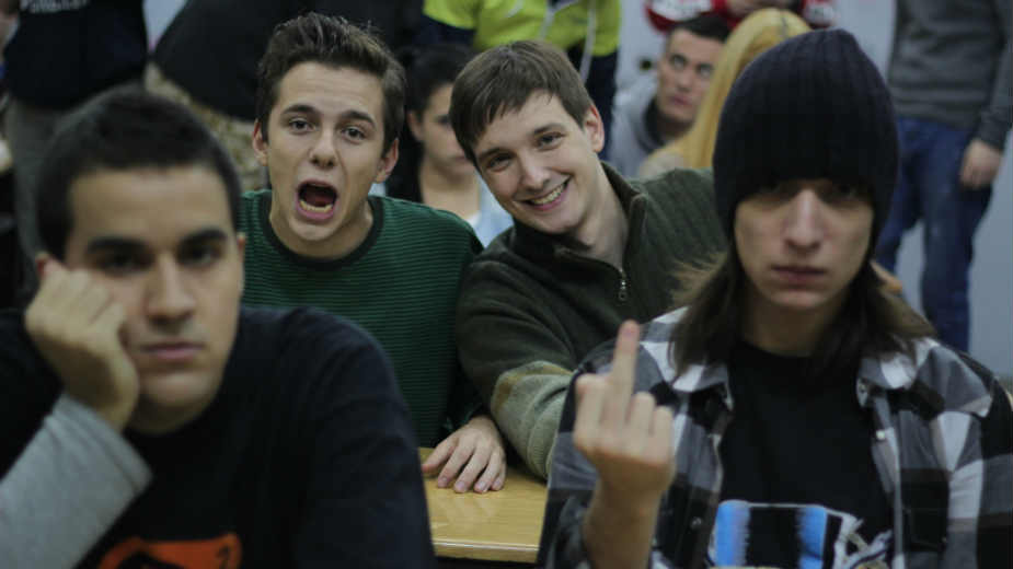 Prvu nagradu za scenario dobio film "Pored mene" 1 Prvu nagradu za scenario dobio film "Pored mene" 1