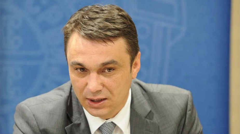Sadik Ahmetović: I Dodik i OHR imaju još vremena da ponište referendum 1