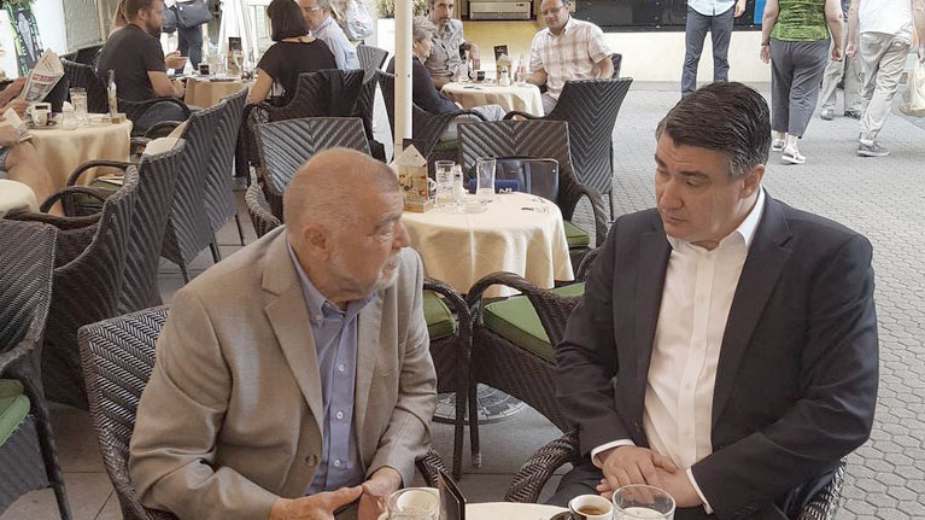 Milanović ostao pri izjavama ali popio kafu sa Mesićem 1