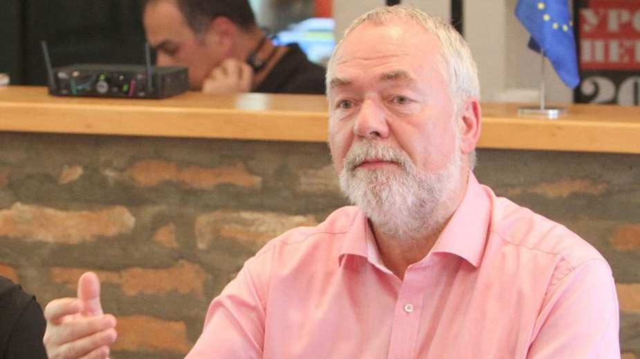 Mekel: Otvaranje dosijea uslov demokratizacije 1