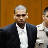 Pevač Kris Braun uhapšen zbog pretnje oružjem 2